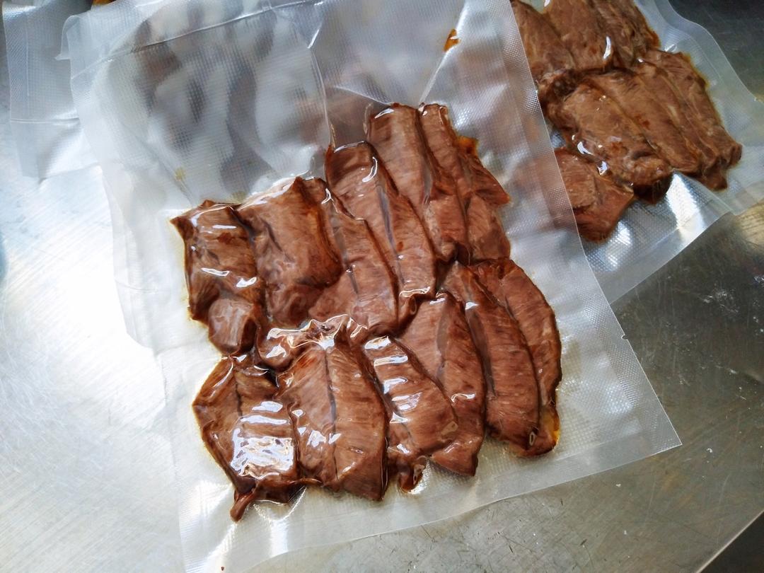 卤牛肉