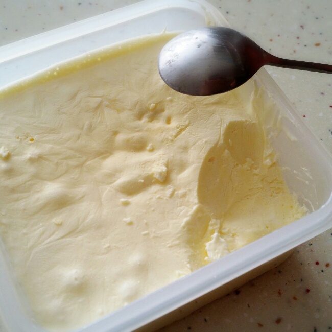 超简单香草冰激淋（免搅打）