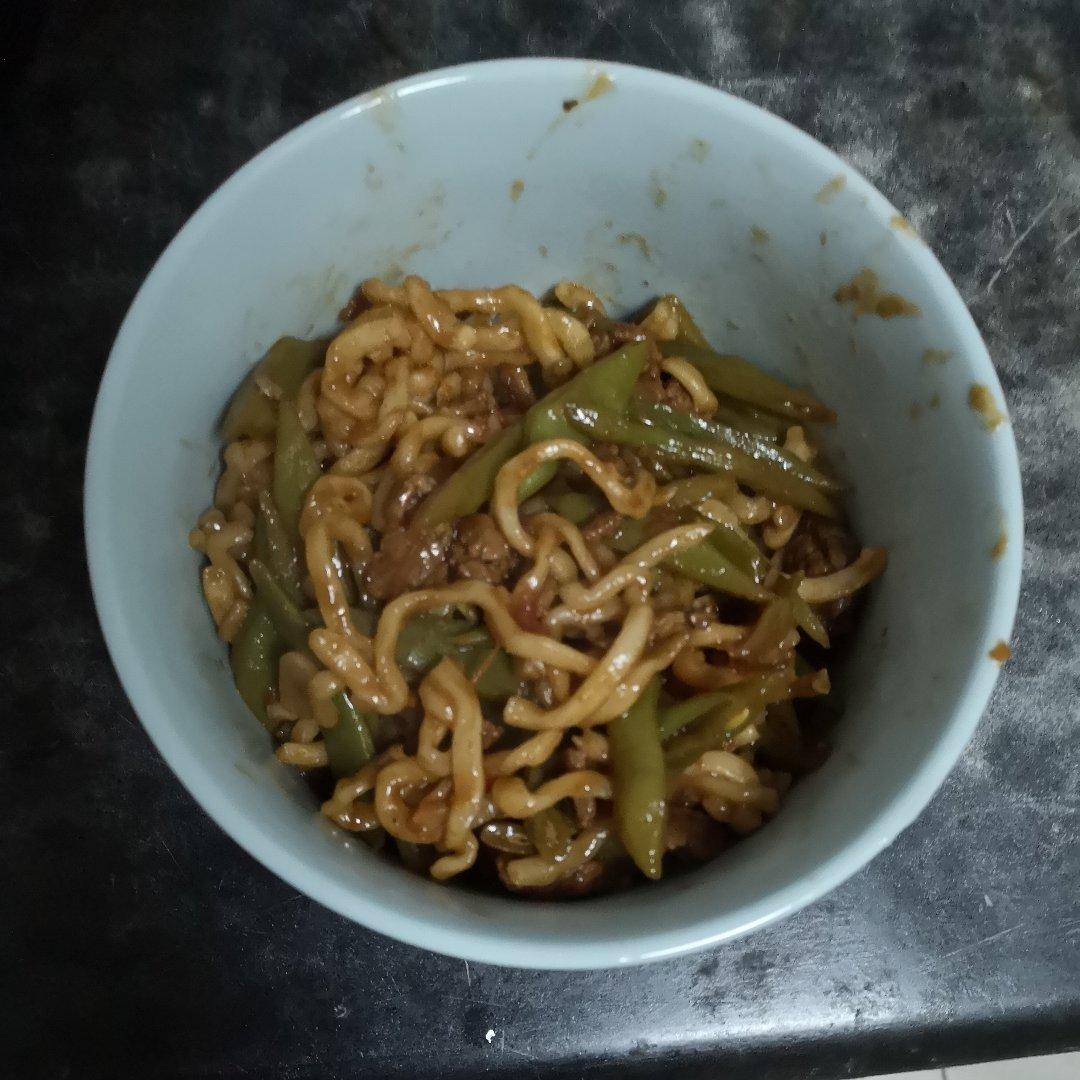 堂妈小厨——豆角番茄焖面