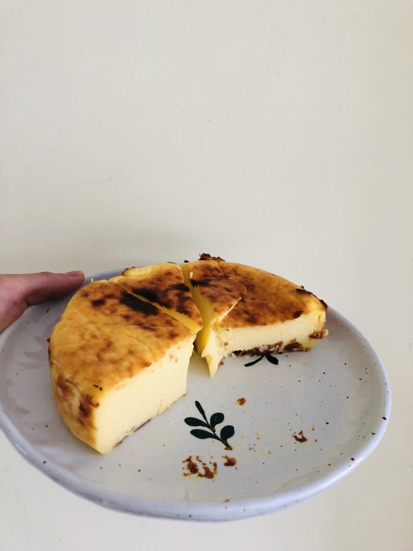 快手的网红basque cheesecake巴斯克焦芝士蛋糕