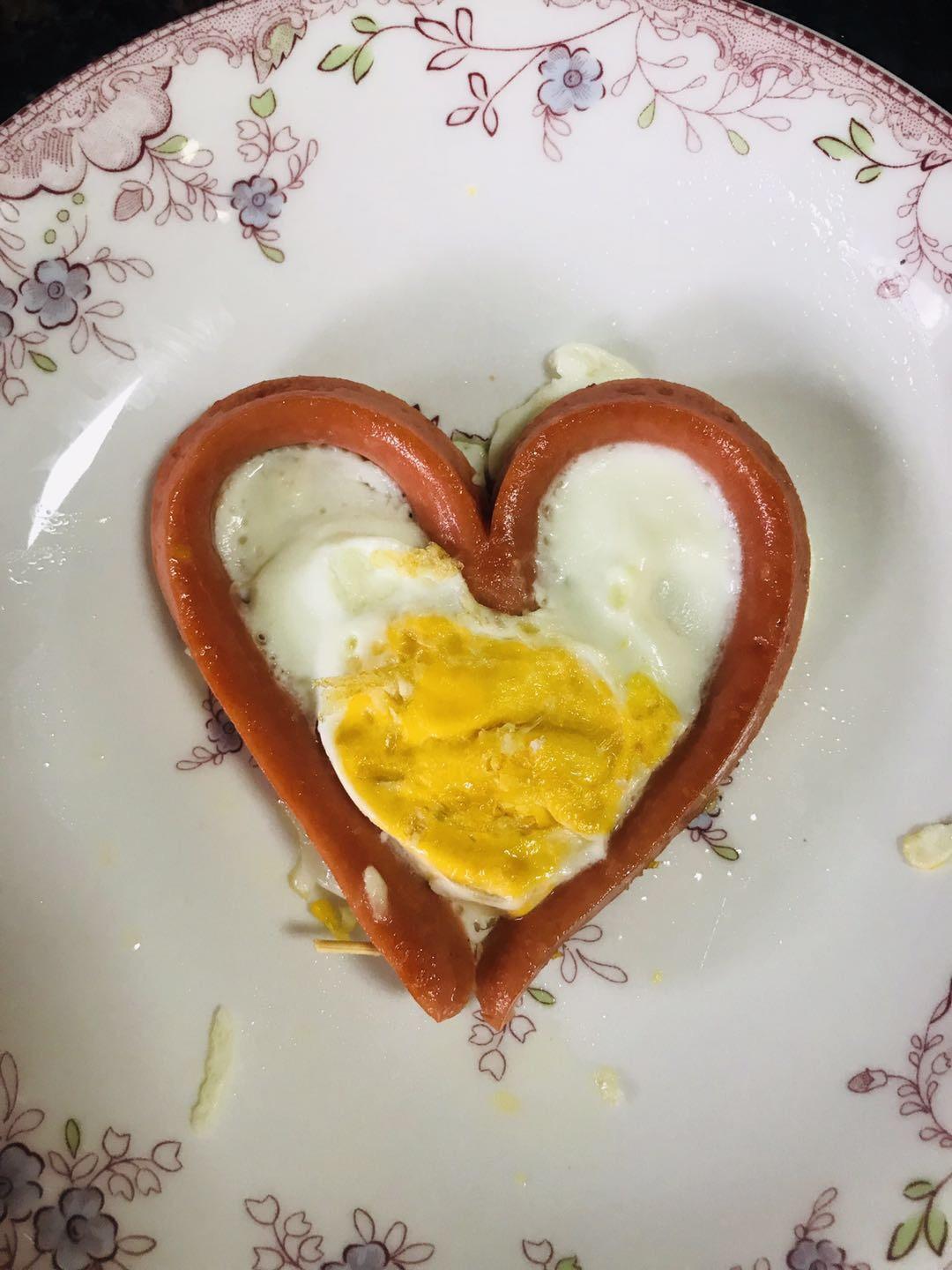 手机用户9216_9ple做的心形香肠荷包蛋