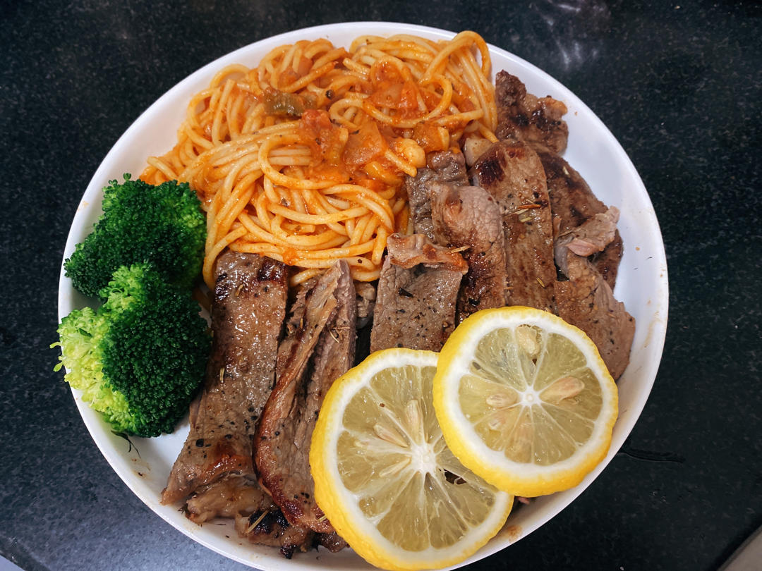 好吃到哭的煎牛排