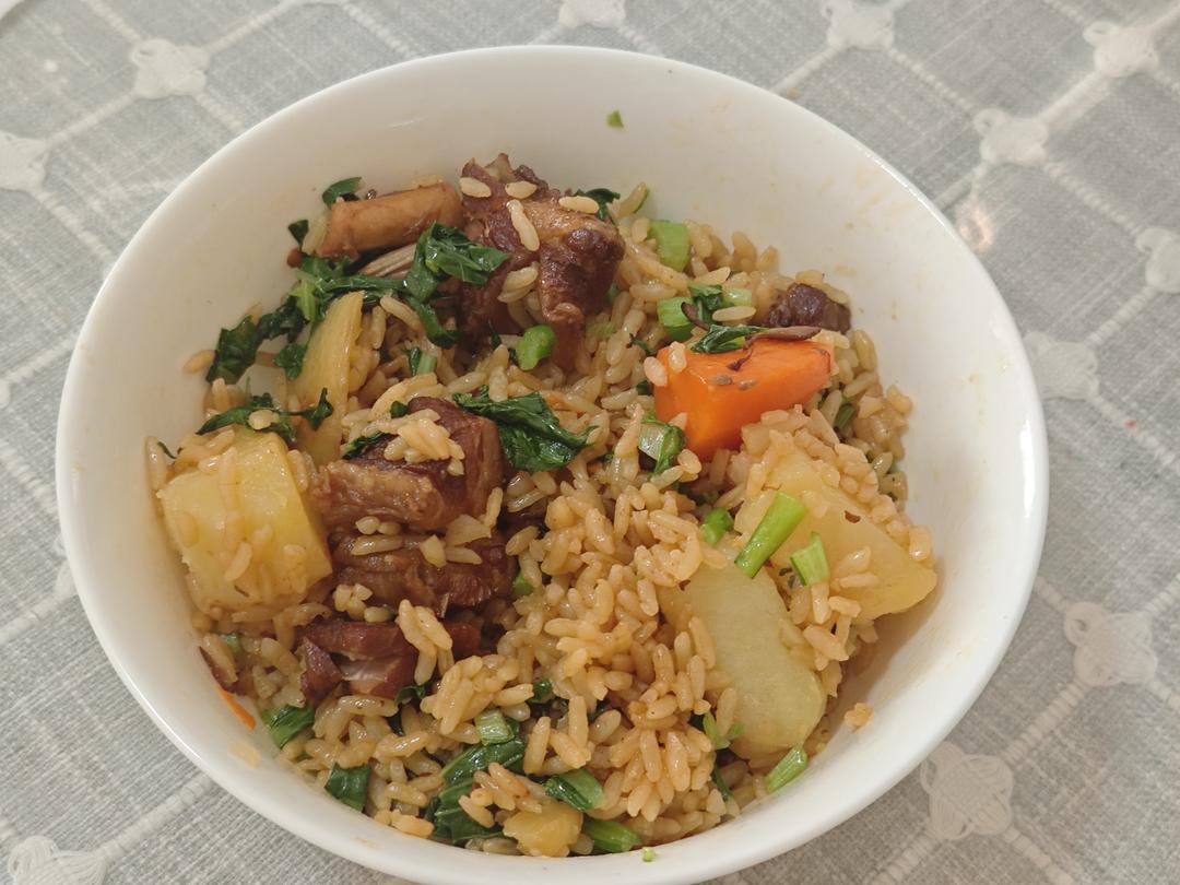 土豆牛腩焖饭