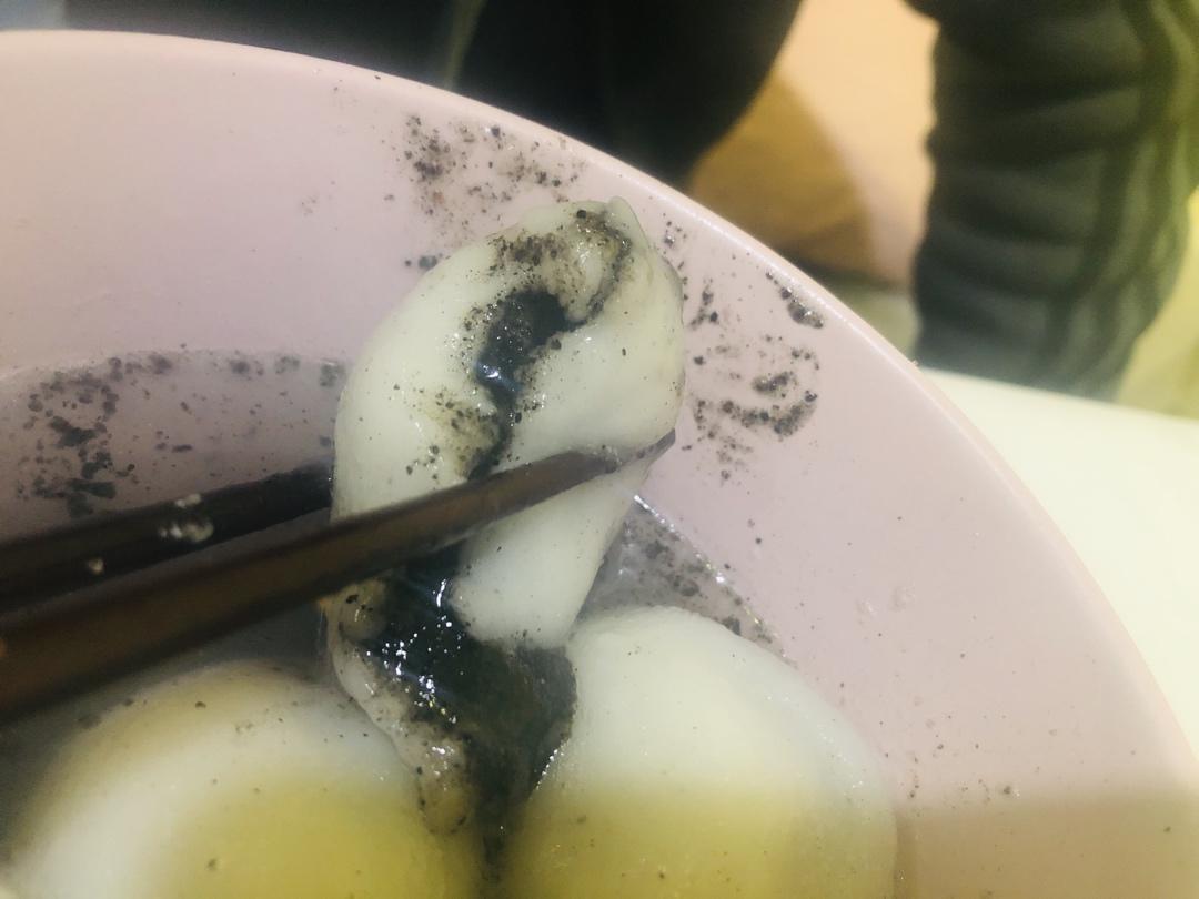 黑芝麻汤圆