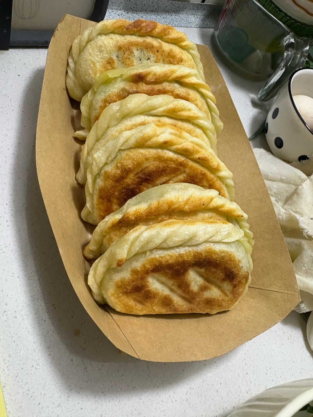 韭菜盒子 Chinese Leek and Egg Pasty
