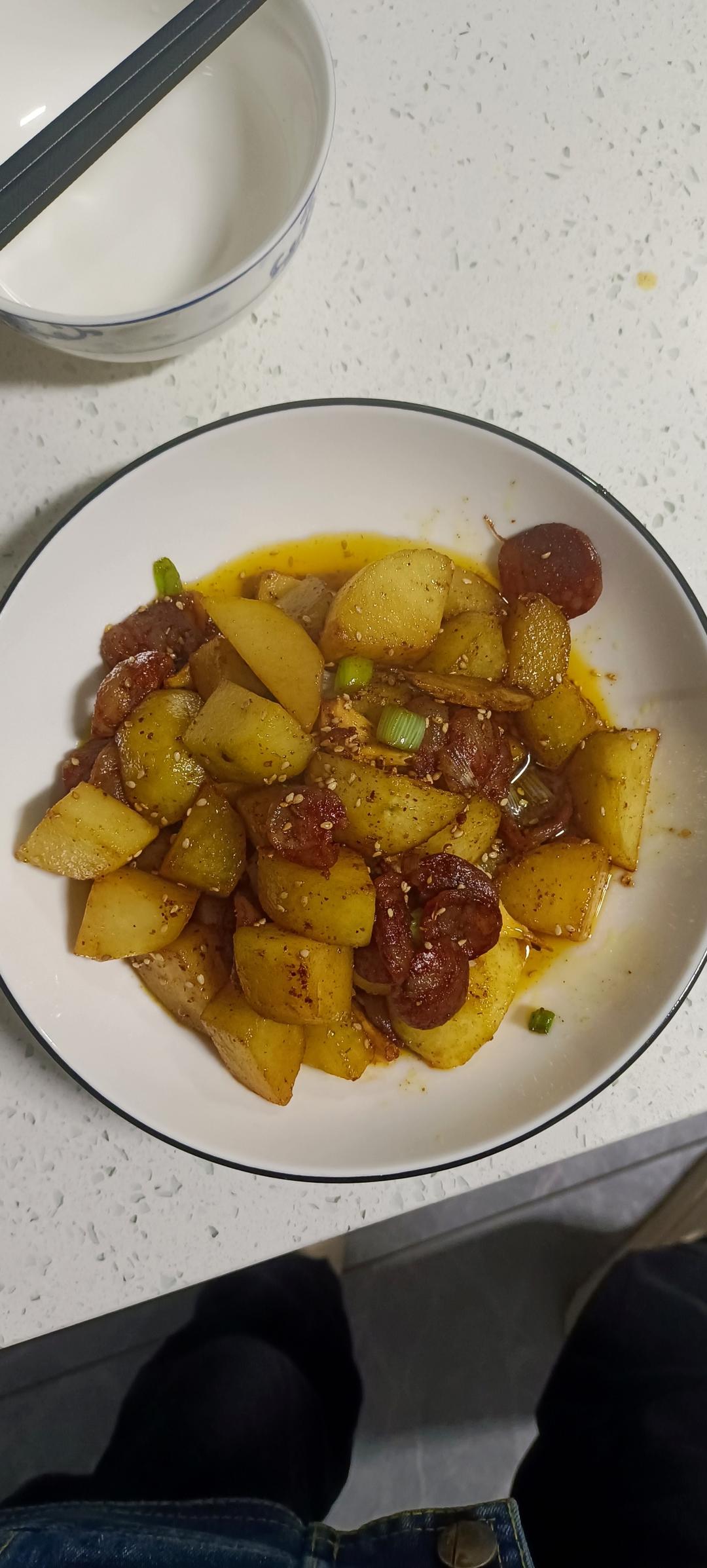 烧烤风味的土豆小香肠