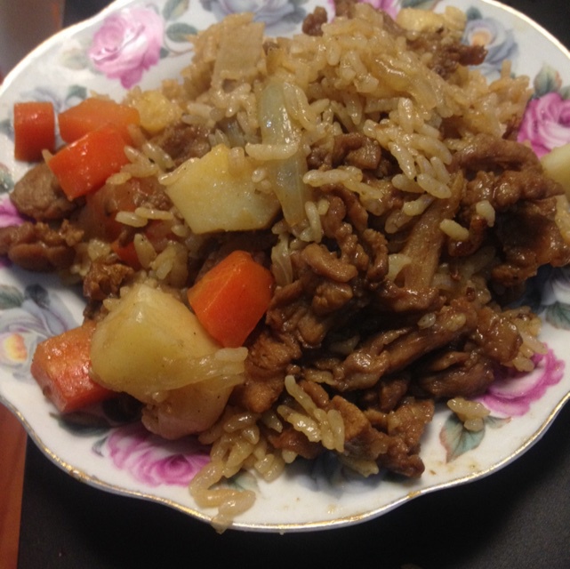 喷香羊肉焖饭