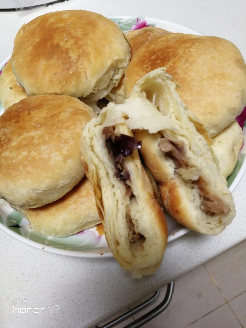 手机用户6659_4b68做的鲜肉饼(发面)