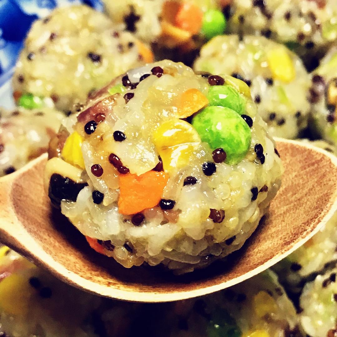 藜麦饭团