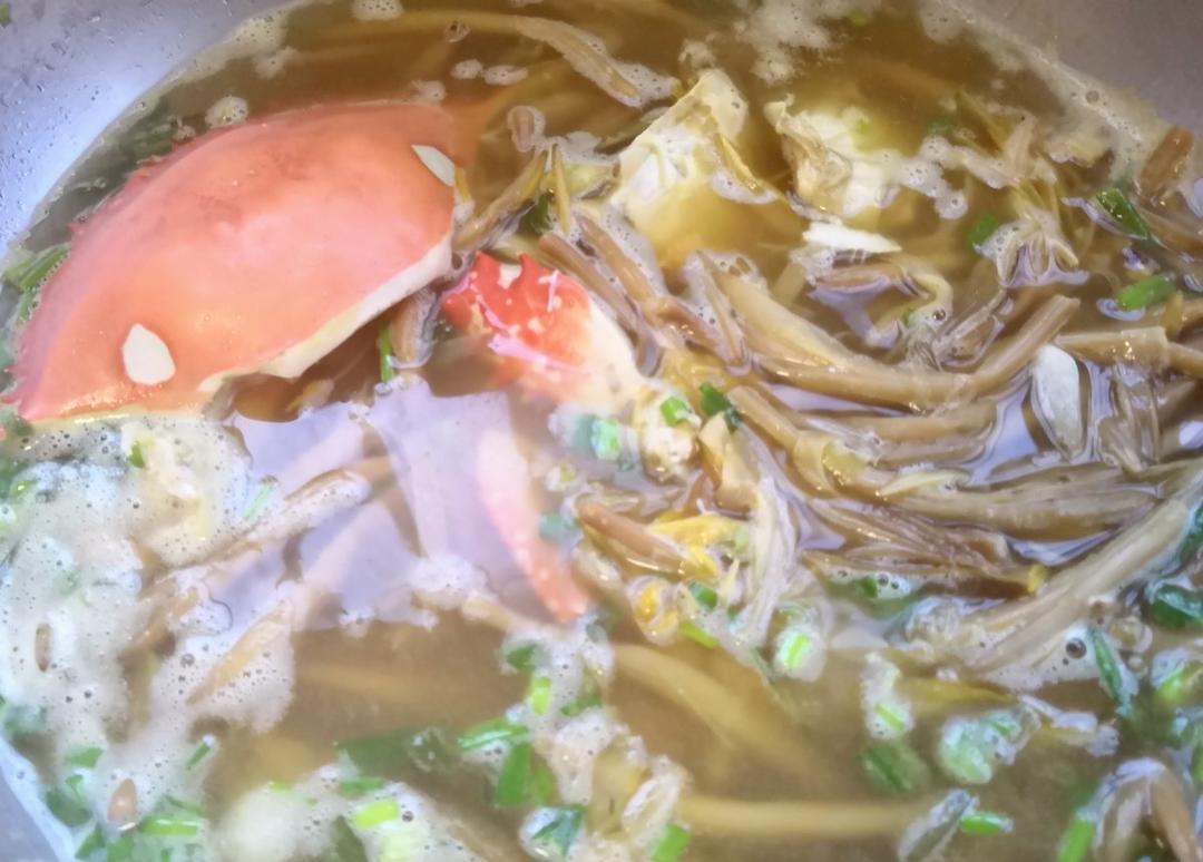 螃蟹西红柿汤（你想象不到的鲜美酸甜）