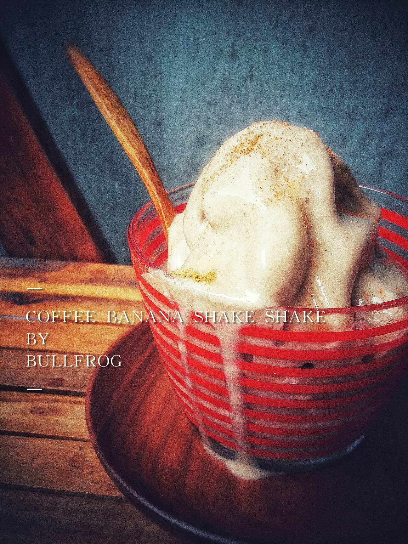 咖啡香蕉沙冰
COFFEE BANANA SHAKE SHAKE的做法