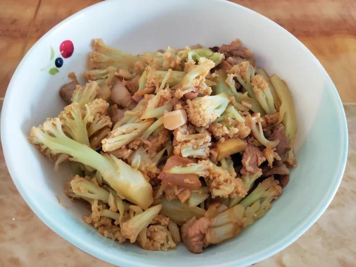 干煸菜花（花菜炒肉）