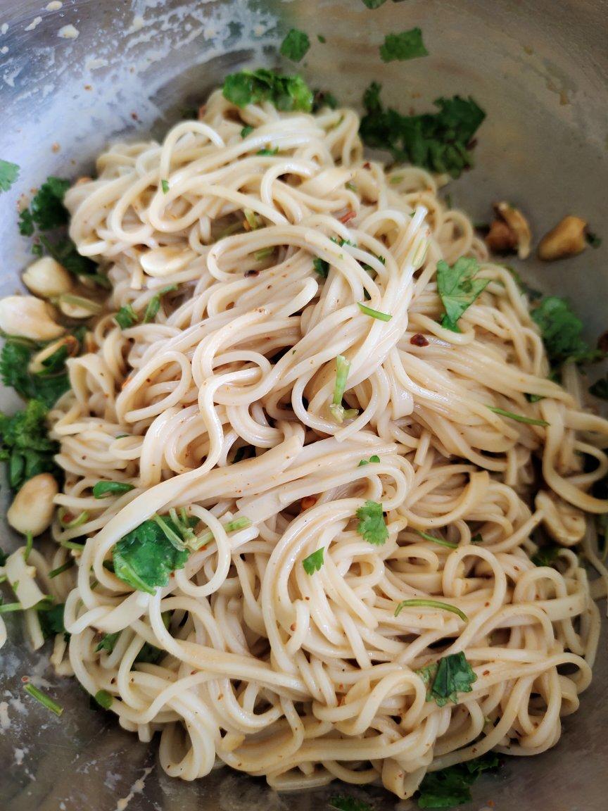 芝麻酱拌面，超好吃的凉面