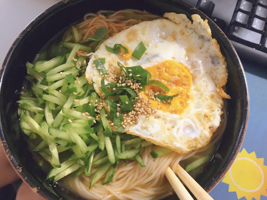 一碗鸡蛋面