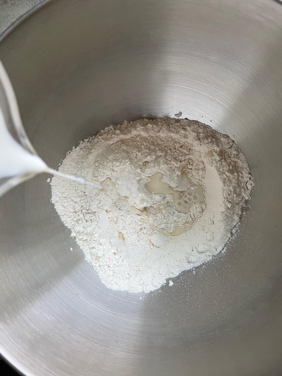 纯奶手撕吐司的做法 步骤1