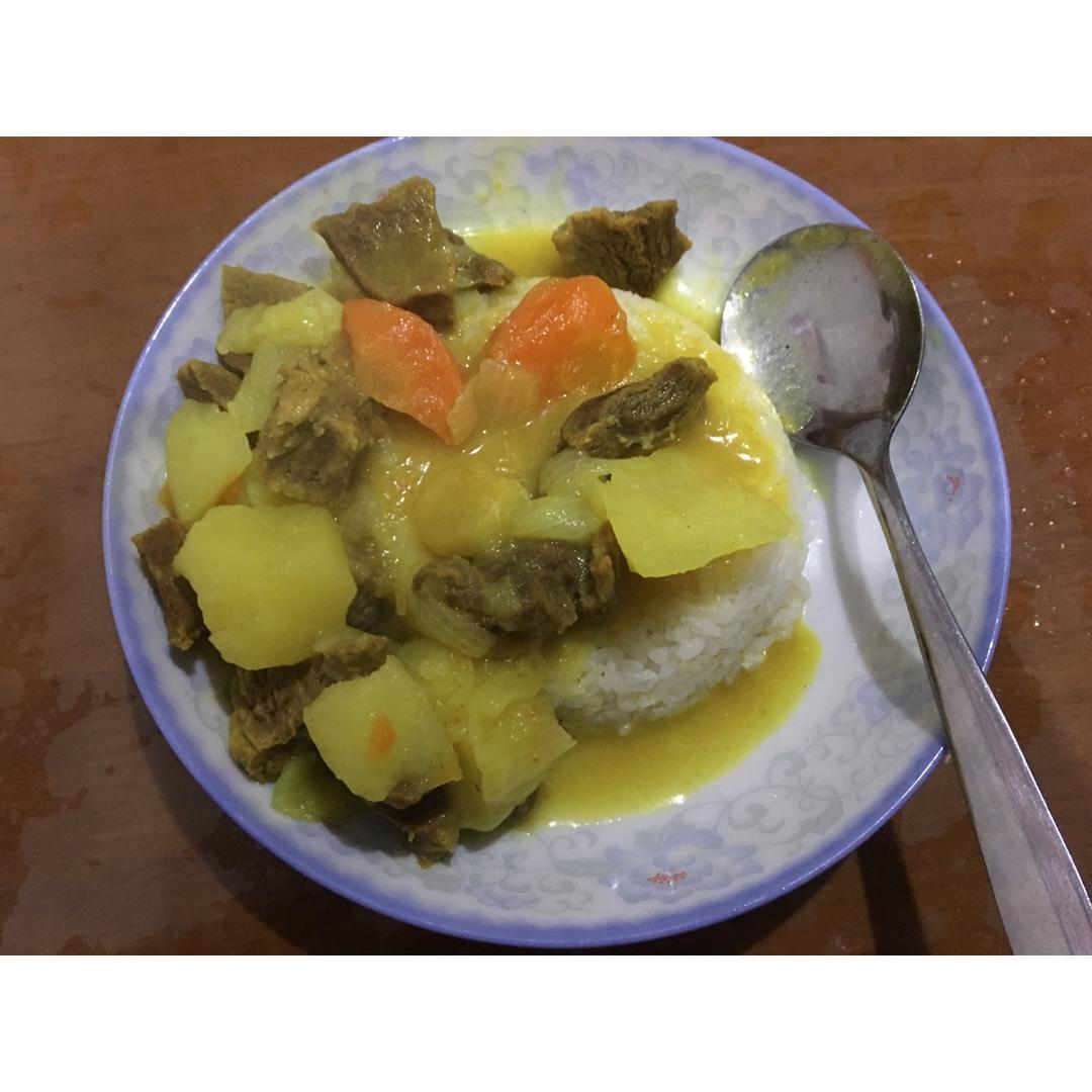 咖喱牛肉饭