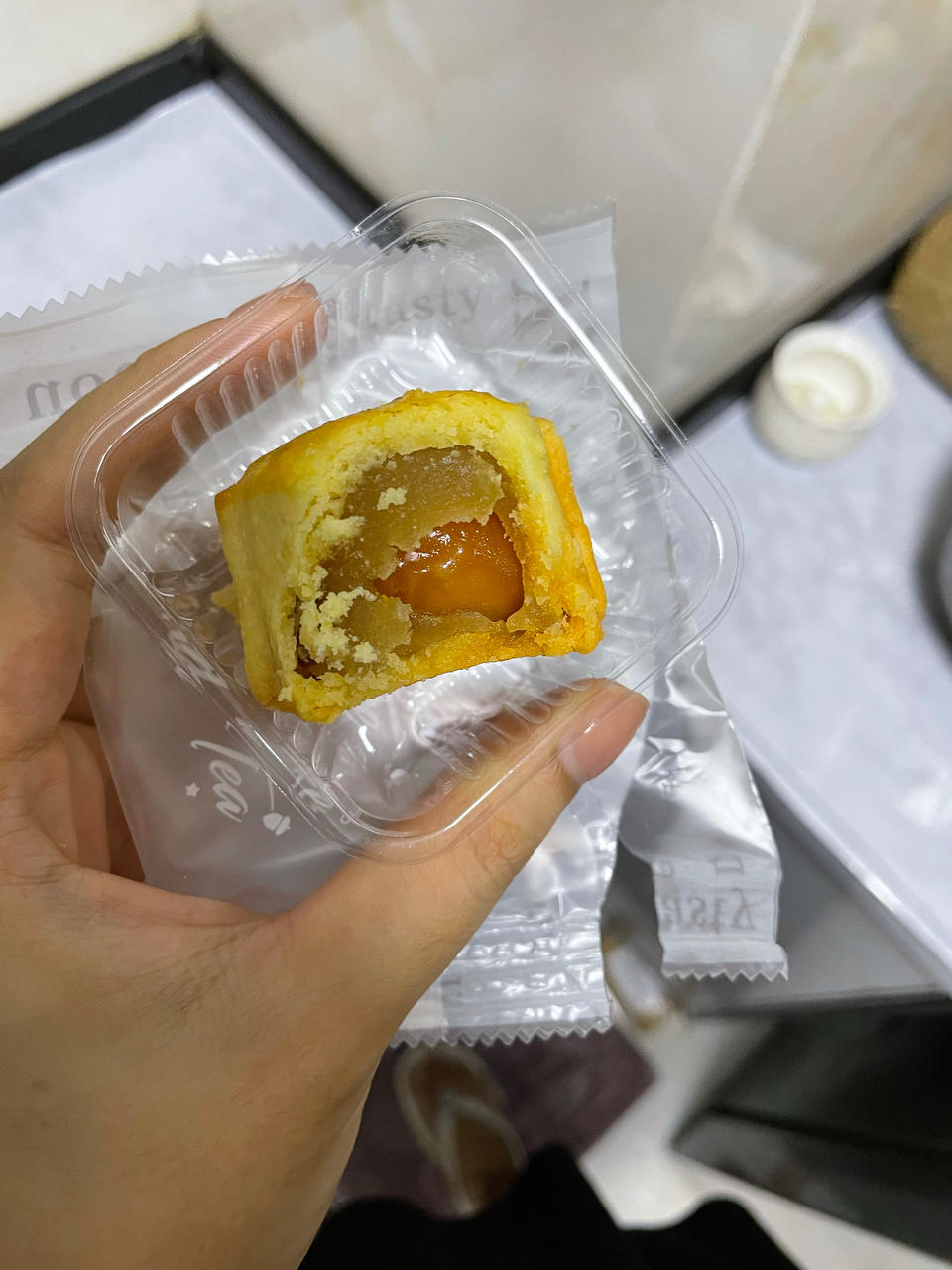 奶酥皮月饼，酥脆可口，奶味浓郁！