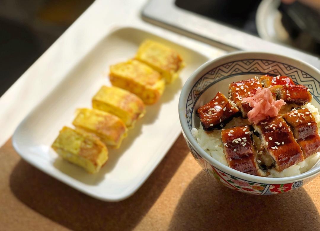 蒲烧鳗鱼饭