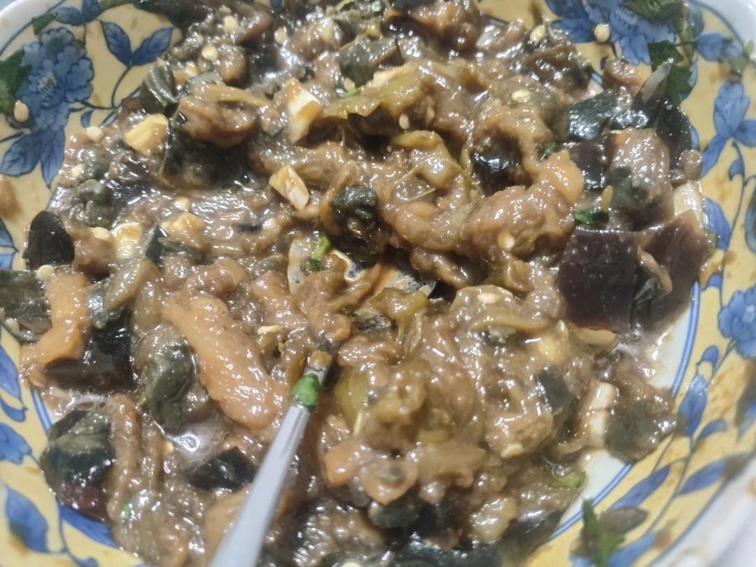 擂辣椒茄子皮蛋，开胃解腻