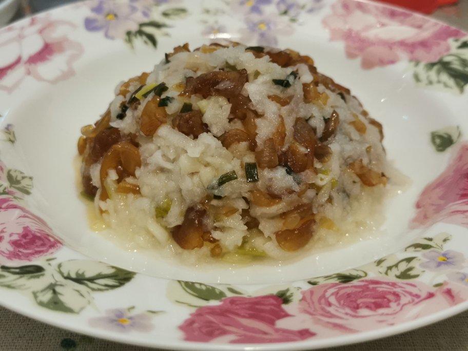 葱油萝卜丝拌海蜇皮