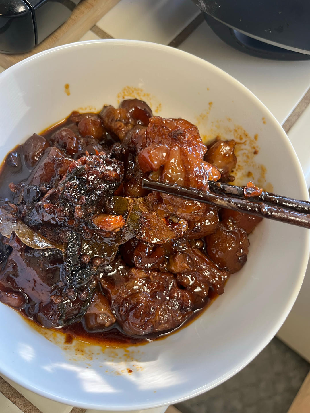 软烂入味的香辣卤牛蹄筋