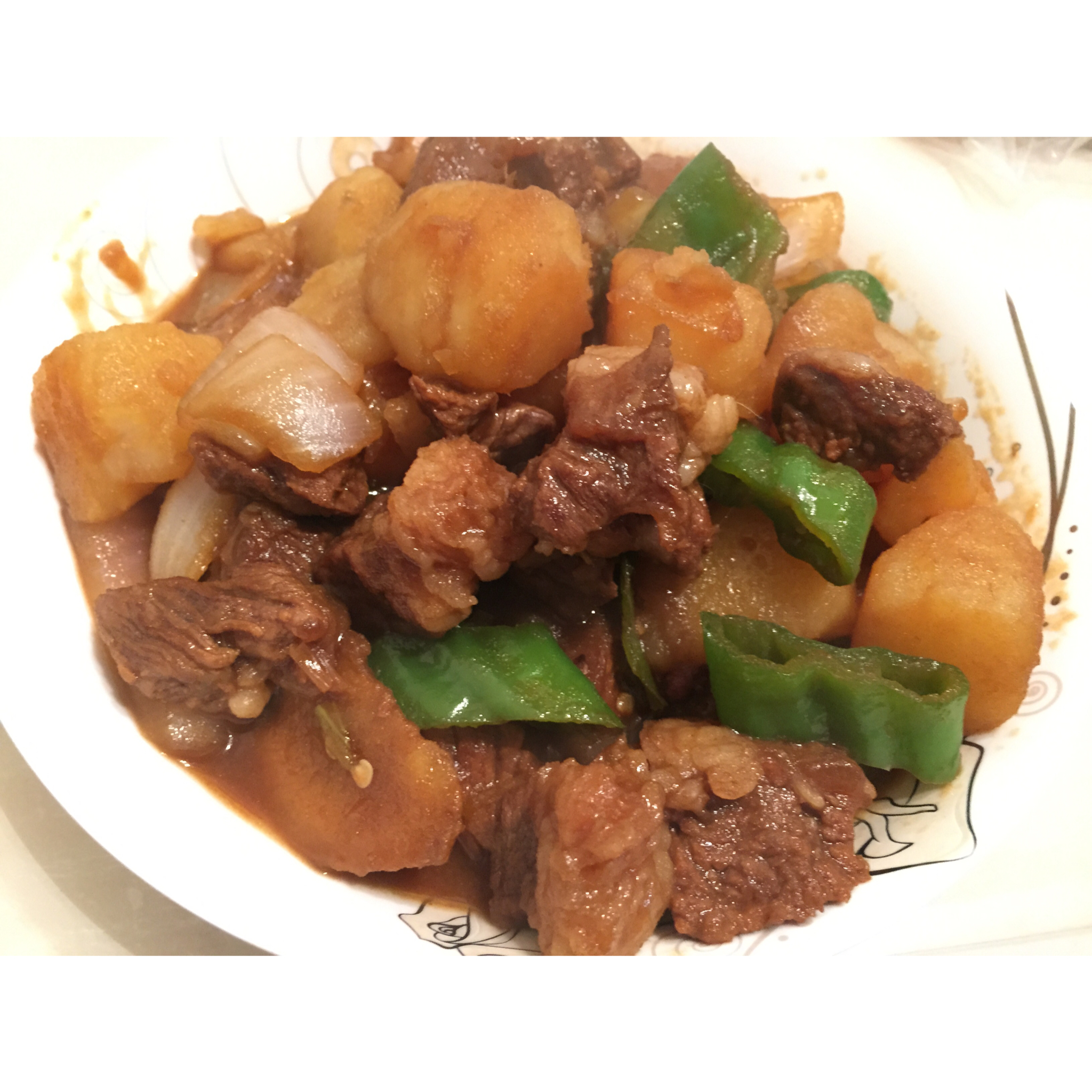 红烧土豆牛腩