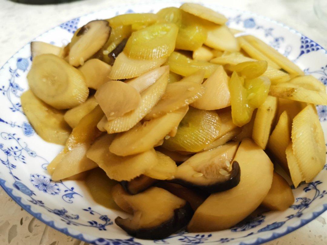 香菇牛蒡炒青瓜