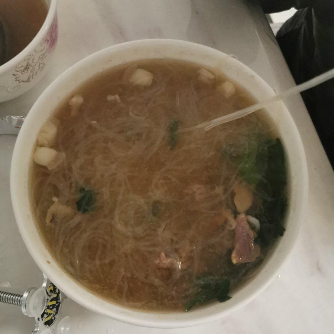 干了这碗牛肉粉丝汤