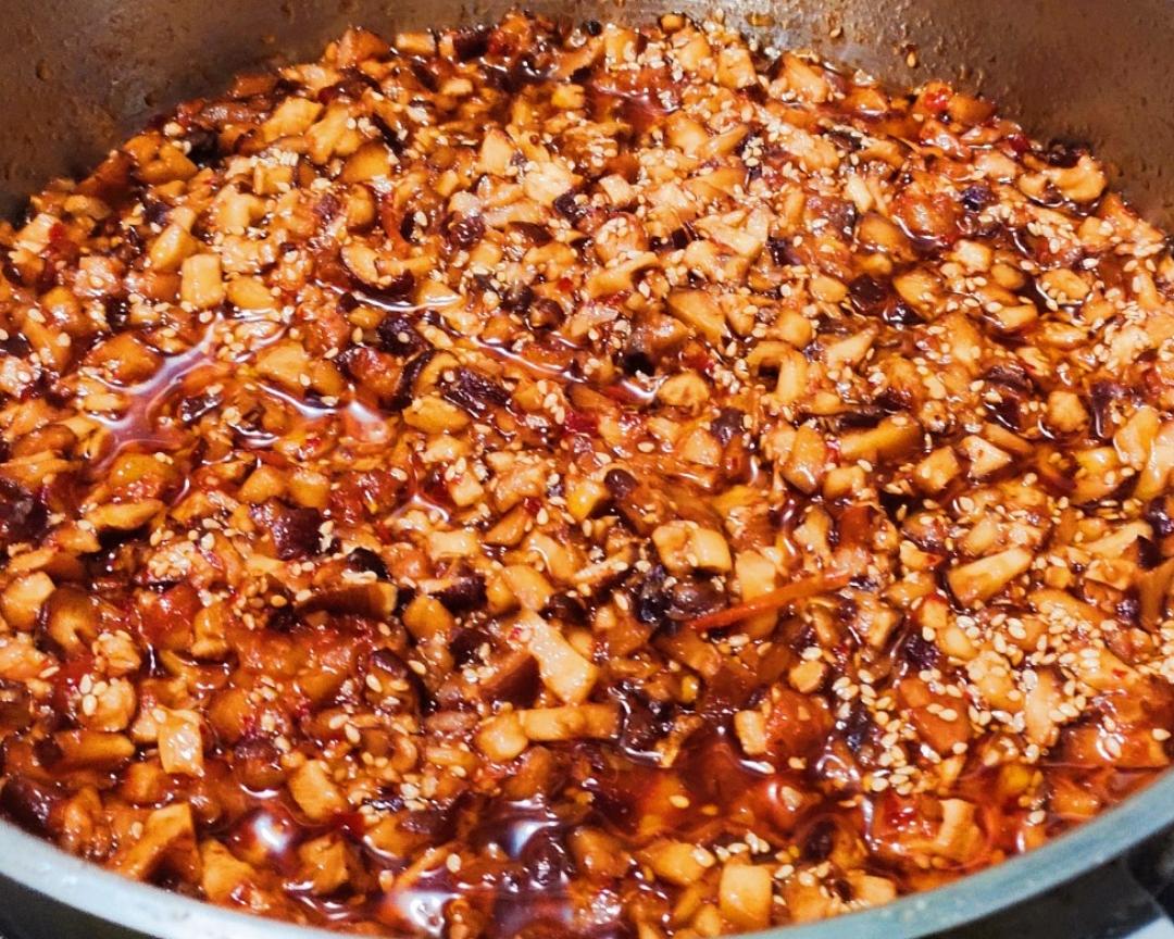 独家秘制番茄香菇酱(万能干饭酱)