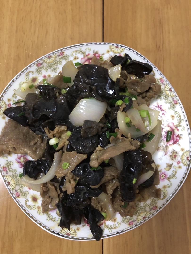 嫩炒牛肉片