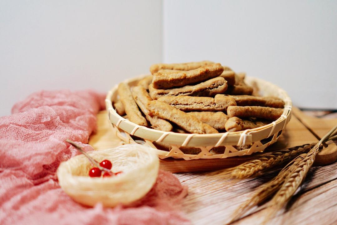 狗狗的低脂零食——鸭肉三文鱼燕麦条