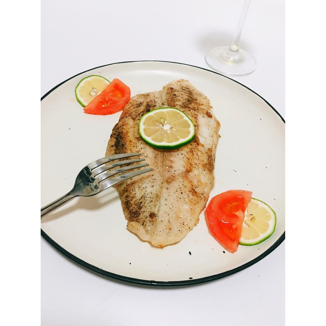 香煎龙利鱼——fit食谱系列