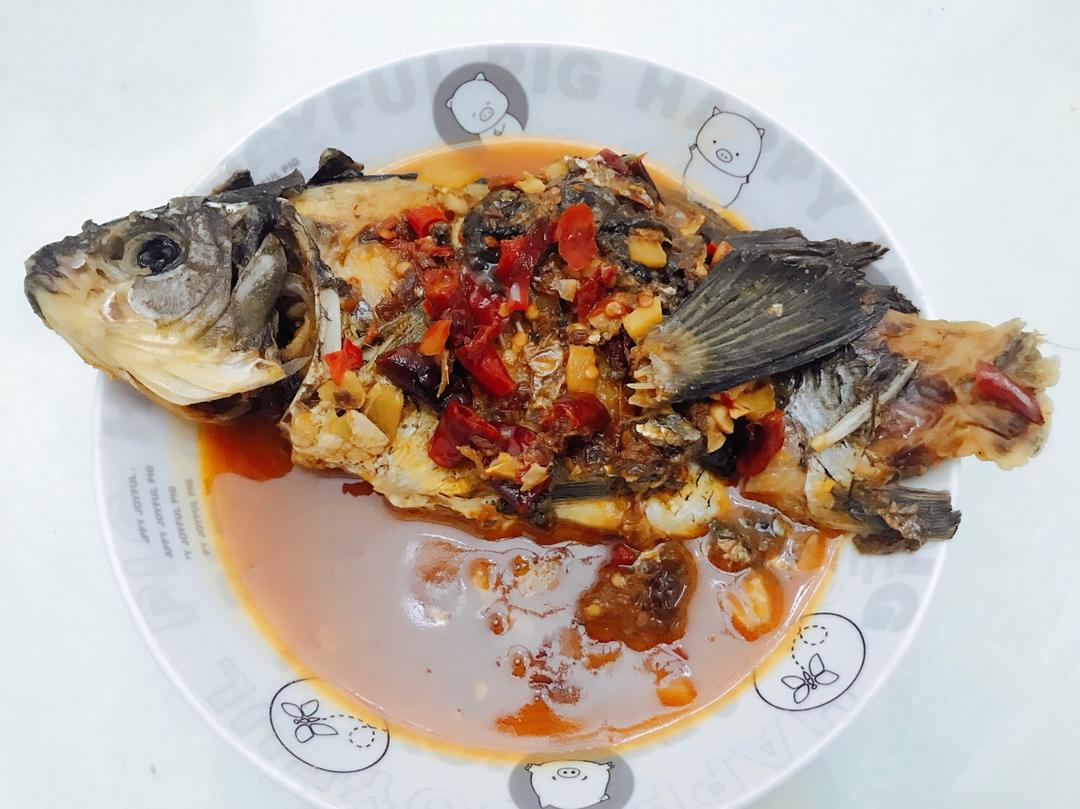 红烧鲫鱼