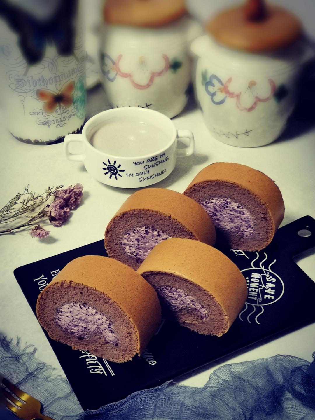 桑葚醬奶油巧克力蛋糕卷