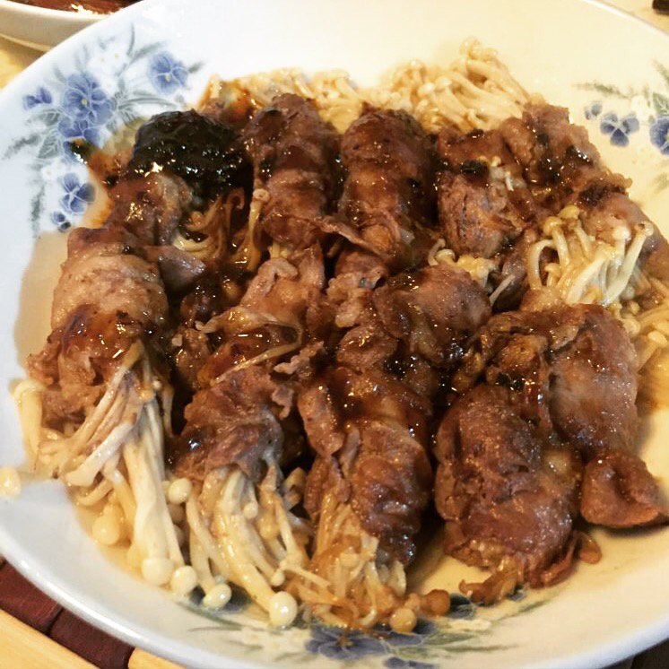 肥牛金针菇卷