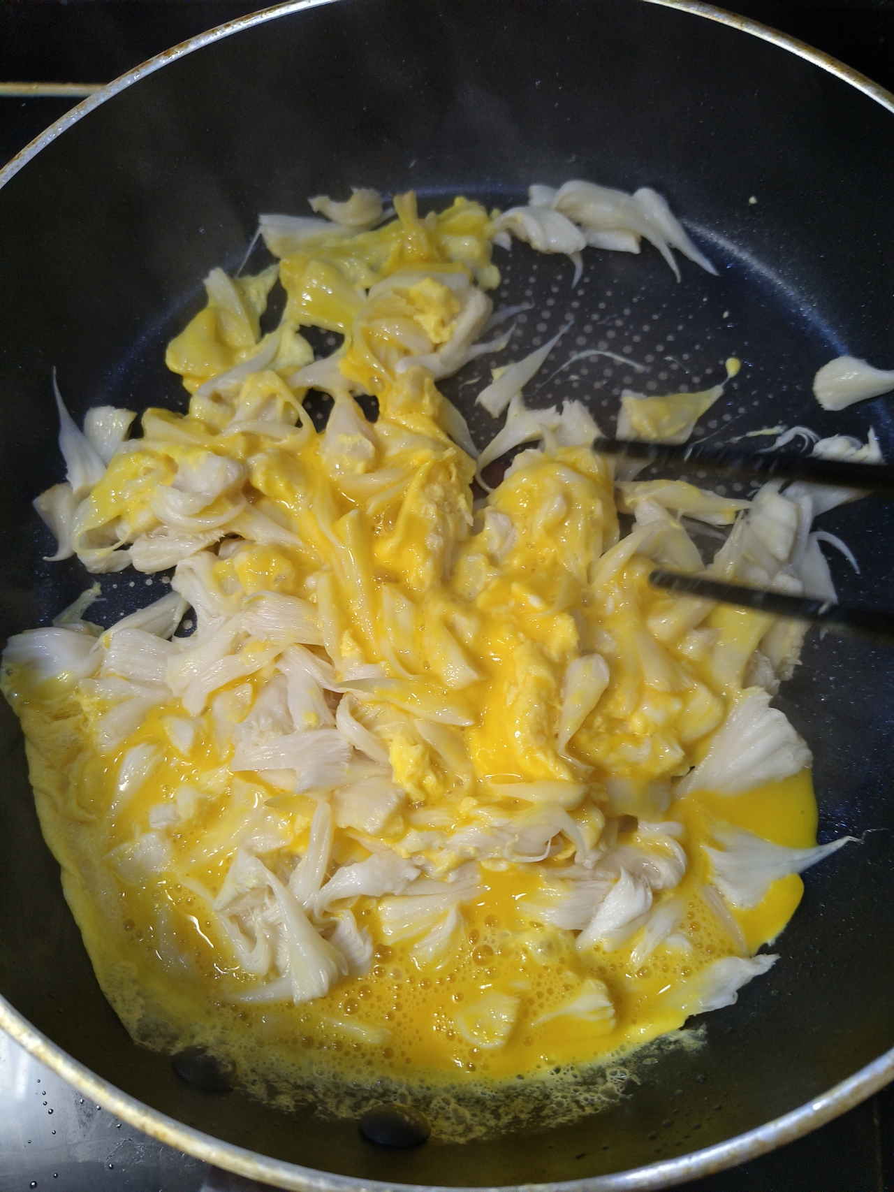 猴头菇炒西红柿鸡蛋的做法 步骤5