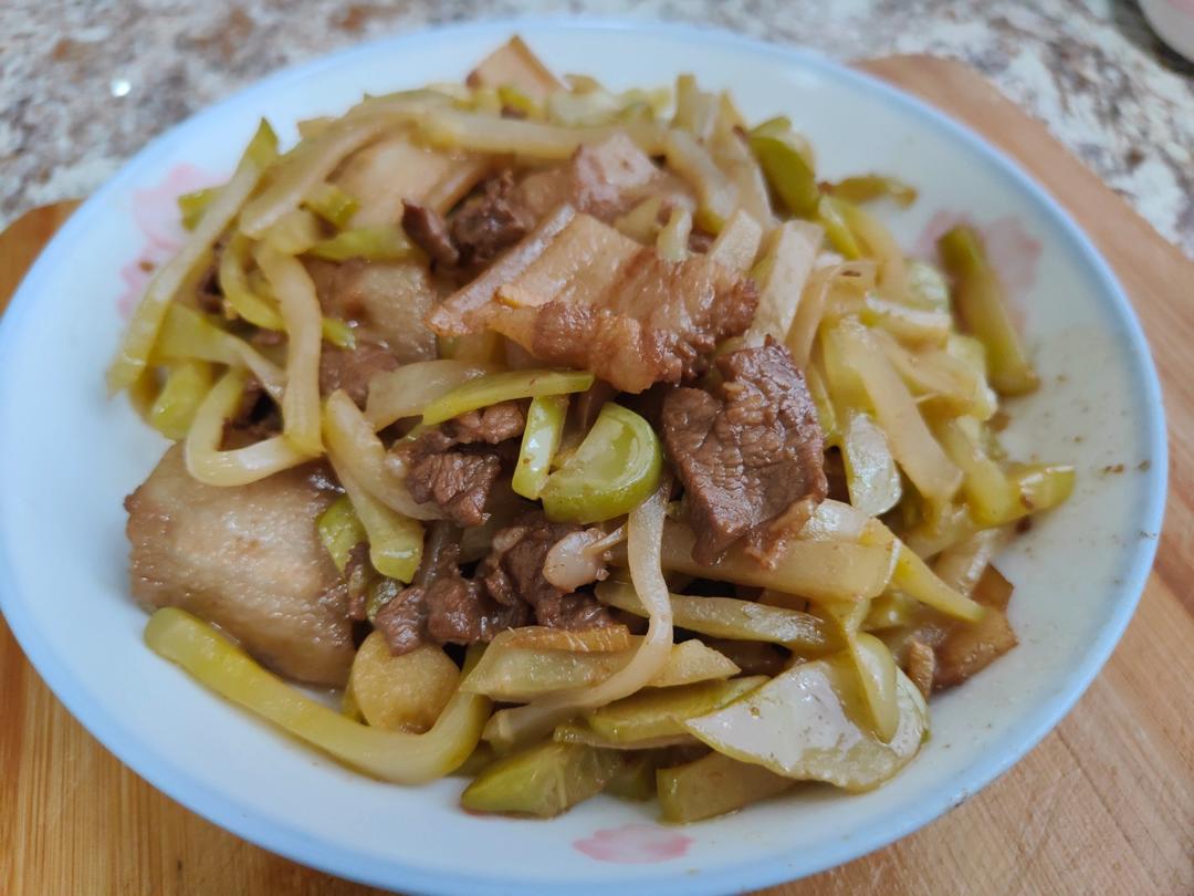榨菜炒肉