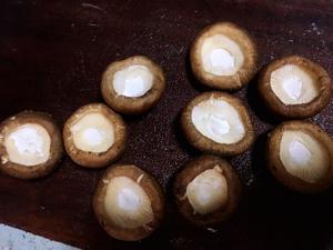香菇烤鹌鹑蛋的做法 步骤1