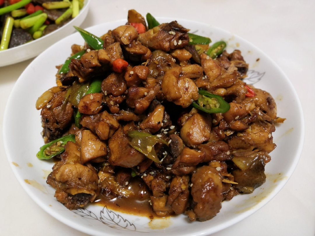超简单的辣椒炒鸡🐔的做法