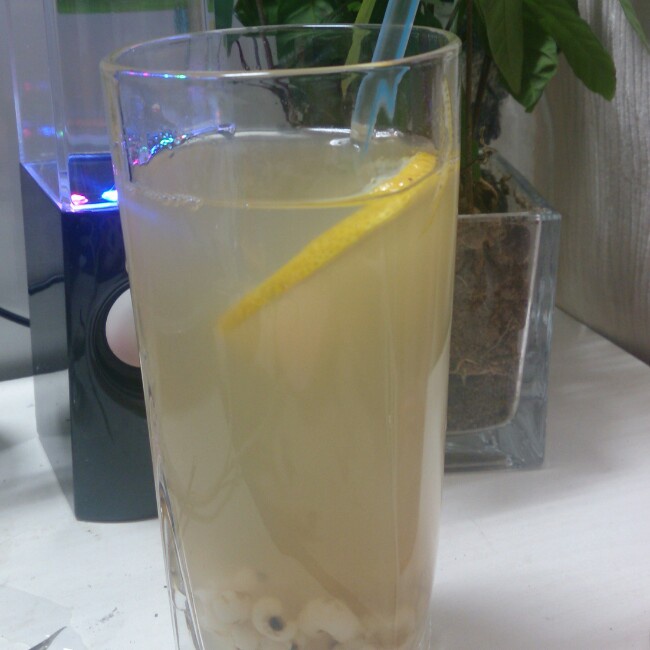 柠檬薏米水