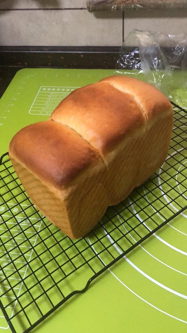 纯奶手撕吐司