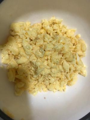 胡萝卜木耳香菇肉鸡蛋馅饺子🥟丰富的材料的做法 步骤4