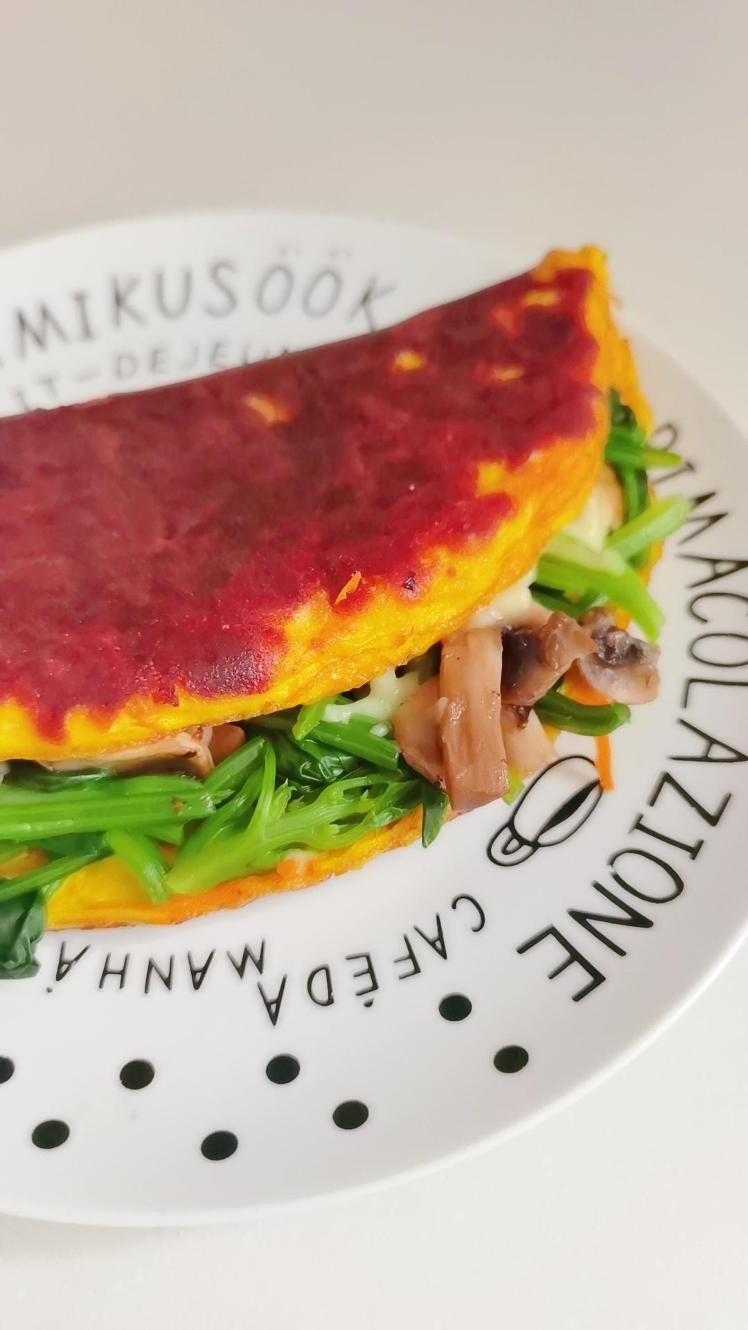 低碳能量早餐｜菠菜口蘑芝士蛋饼🌮