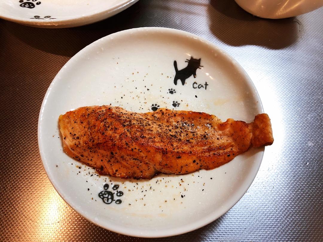 煎三文鱼