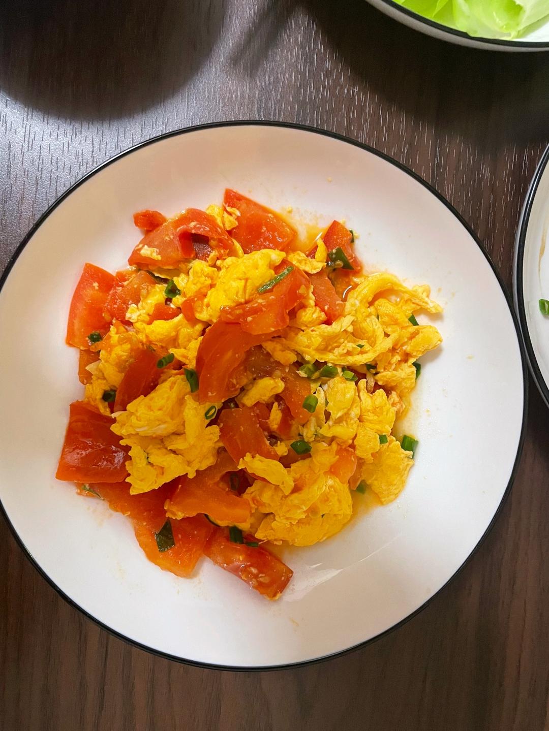 番茄炒鸡蛋（超浓的番茄味）