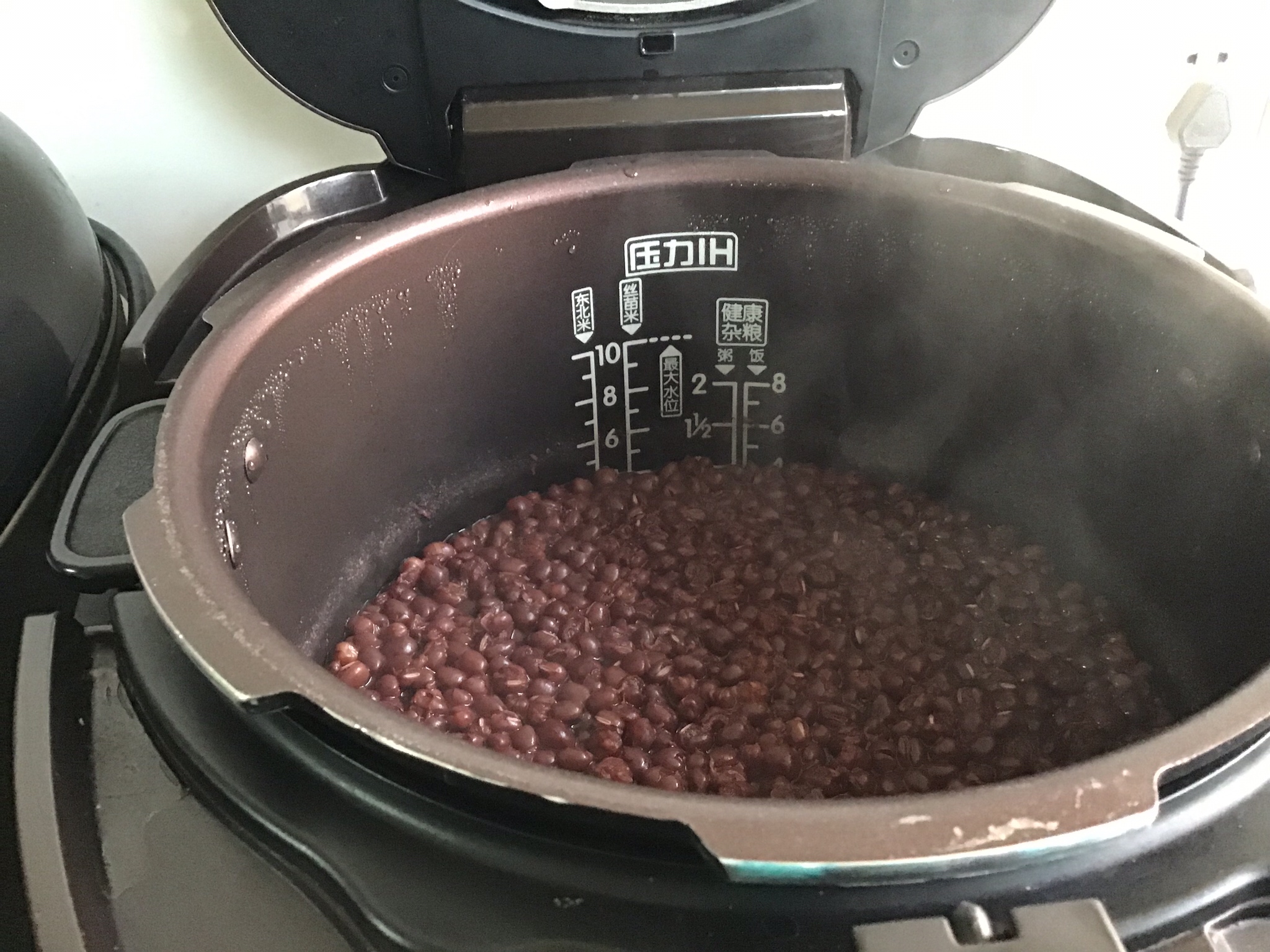 超细腻的传统红豆沙的做法 步骤2