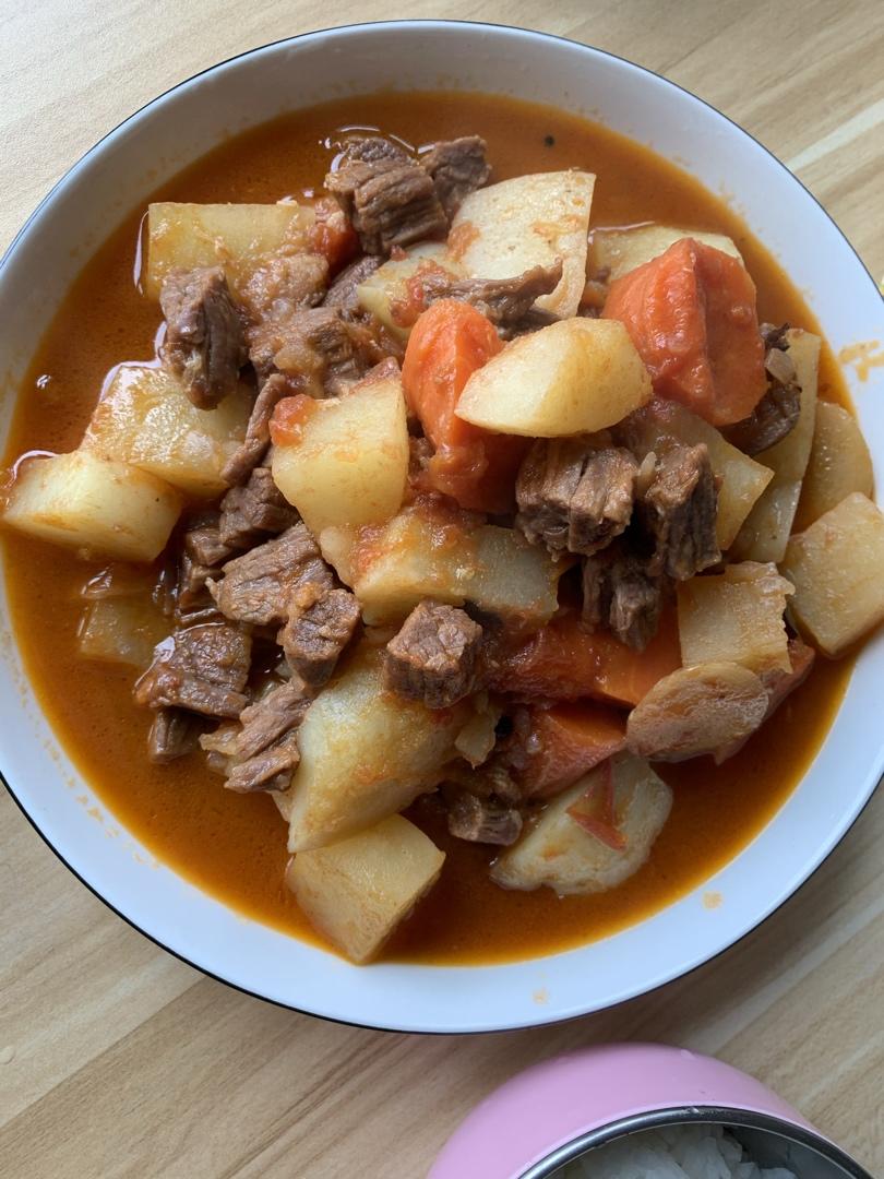 番茄土豆炖牛腩