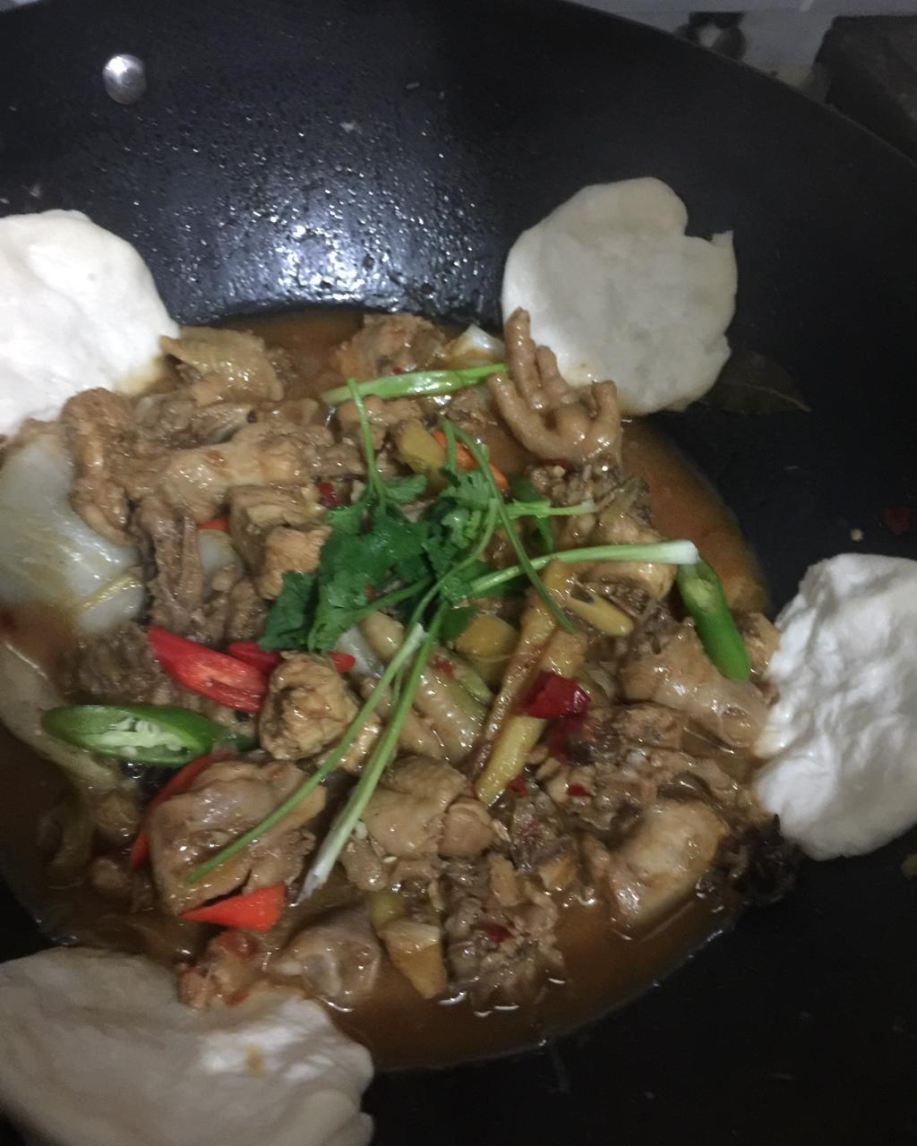 地锅鸡+自制红油【曼食慢语】