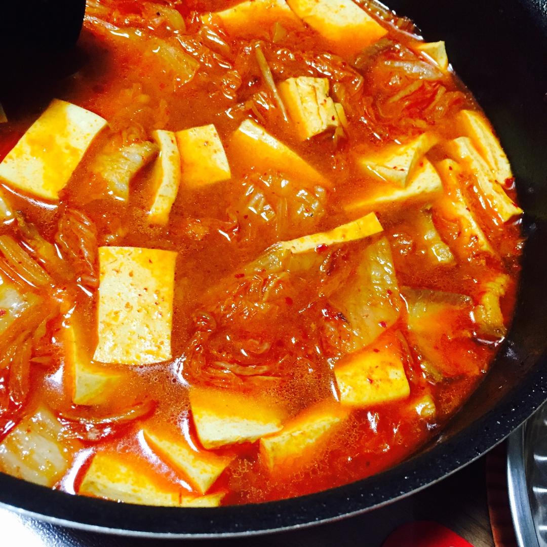 韩国泡菜豆腐汤