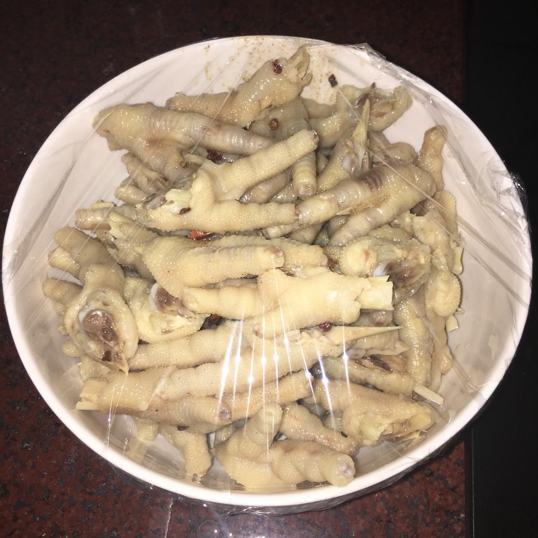 冰镇凉拌麻辣鸡爪